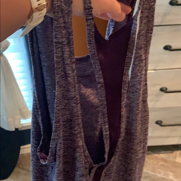 Running tank - Picture 3 of 5